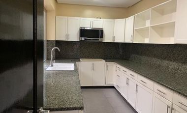 Corner House with Pool for Sale in Alabang 400, Cupang, Muntinlupa City