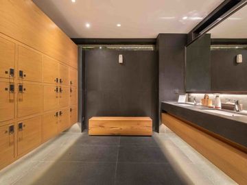 Dijual Apartemen Pakubuwono Spring – 2+1 BR (Size 170 Sqm) TERMURAH 7,25 MILYAR SEBELUM TERJUAL