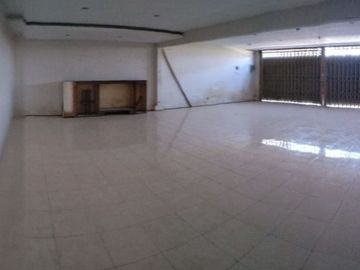 Disewakan Bangunan Multifungsi Jl. Raya Lontar Surabaya