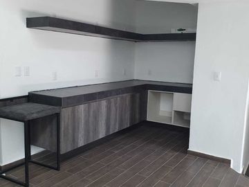 Residencia con 14 deptos ejecutivos para renta con jardín, alberca para Renta