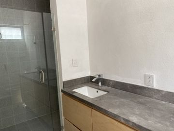 Exclusivo desarrollo con cancha de tenis