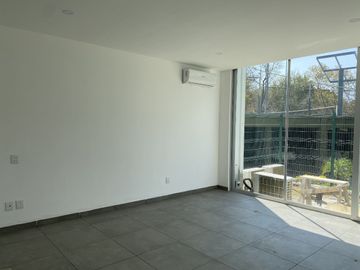 Exclusivo desarrollo con cancha de tenis