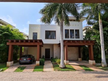 Villa Harmonia Yucatan Country Club