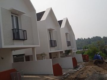 3 Unit Lagi Rumah 2LT Best Seller dkt Universitas Widyatama Cikutra