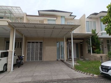 Rumah dijual Villa Bukit Regensi Pakuwon Indah