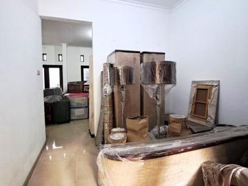 Rumah Luas dan Asri di  Perumahan Eksklusif  Layout Lapang Ada Club House