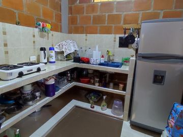 casa en venta en miravalle. Cod V14124