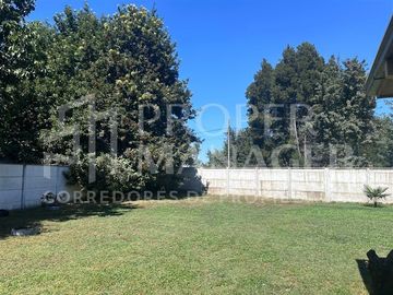 Casa 3D-4B con Piscina en Parcela de 1.800 m Las Encinas