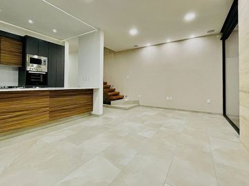 Se Vende Casa en Preserve Sur, Cañadas del Arroyo, Roof Garden, 4 Recamaras