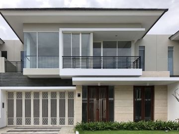 Dijual Rumah Modern Minimalis The Greenlake Citraland Surabaya*_