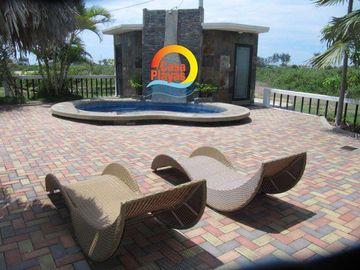 Casa de Venta en Playas a pocos metros del mar, Km 7.5 vía Posorja
