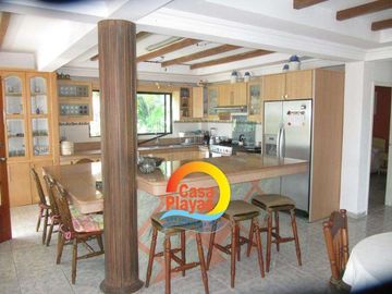 Casa de Venta en Playas a pocos metros del mar, Km 7.5 vía Posorja