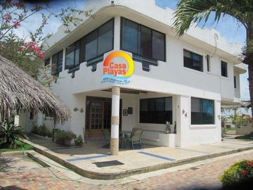 Casa de Venta en Playas a pocos metros del mar, Km 7.5 vía Posorja