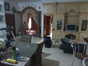 Rumah Mewah Luxury Eropa Kawasan Premium Elite Seturan Raya