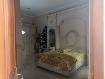 Rumah Mewah Luxury Eropa Kawasan Premium Elite Seturan Raya