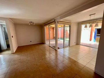 Altos del Raco, Puente Alto Casa en venta de 3D + 2B