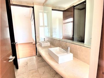 DEPARTAMENTO EN VENTA, TORRE ALTUS, JUNTO A LA SALLE, 3 REC. 3 AUTOS, DE LUJO.