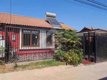 Vende propiedad 1 piso pareada por 1 lado de 126 m2 de terr...