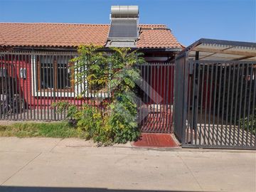 Vende propiedad 1 piso pareada por 1 lado de 126 m2 de terr...