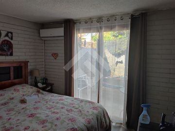 Vende propiedad 1 piso pareada por 1 lado de 126 m2 de terr...