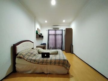 Single House di Pasar Minggu dg Taman & Semi Furnished HSE-A0501