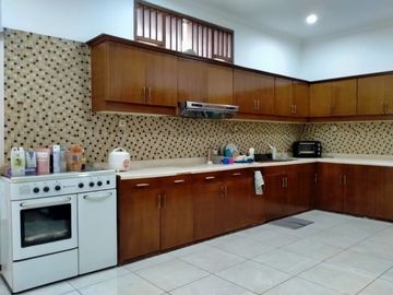 Single House di Pasar Minggu dg Taman & Semi Furnished HSE-A0501