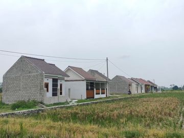 Dijual Rumah Murah dengan Konsep Modern di Nglinggi