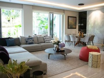 Beautiful House for Sale in Capitol Hills, Quezon City!