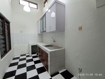 Dijual rumah siap huni Lokasi dalam perumahan di jalan palagan km 10 Rejodani Strategis