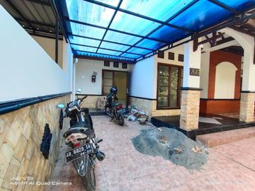 Dijual rumah siap huni Lokasi dalam perumahan di jalan palagan km 10 Rejodani Strategis