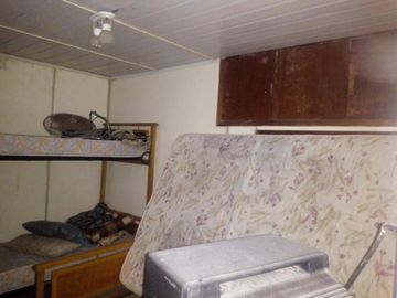 DEPARTAMENTO DE 2 AMBIENTES INTERNO CON COCHERA COMPARTIDA EN MAR DE AJÓ