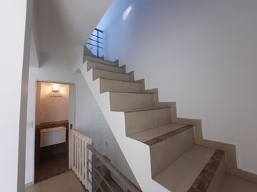 Triplex en venta en Lanus Oeste