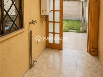 Casa en venta de 3 dorm y 3 baños Maipú