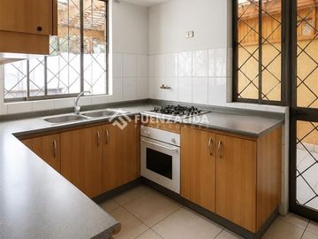 Casa en venta de 3 dorm y 3 baños Maipú