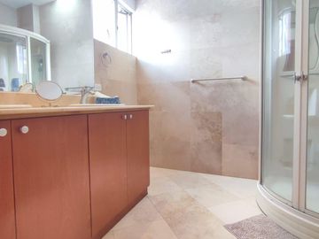 Gran oportunidad! Venta Dpto. 3 habitaciones | Av. Gonnessiat-sector González Suárez.