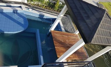 Beautiful Beach House in Porto Laiya, Batangas for Sale