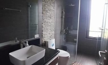 Beautiful Beach House in Porto Laiya, Batangas for Sale