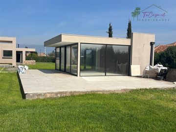Espectacular casa nueva en condominio 4D/7B en Carampangue