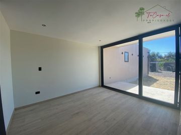 Espectacular casa nueva en condominio 4D/7B en Carampangue