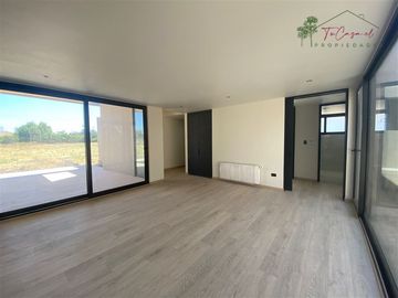 Espectacular casa nueva en condominio 4D/7B en Carampangue