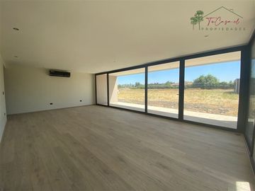Espectacular casa nueva en condominio 4D/7B en Carampangue