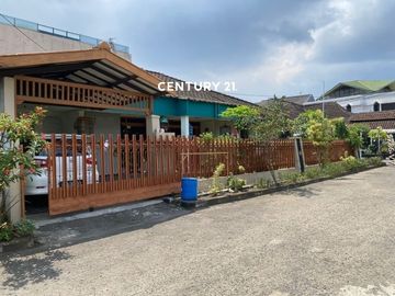 TURUN HARGA RUMAH Terawat Rapih Posisi Hook di buah batu bandung