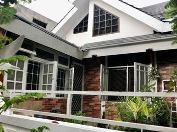 Dijual Cepat Rumah Villa Melati Mas Tangerang Selatan Bagus Terawat Siap Huni Lokasi Strategis