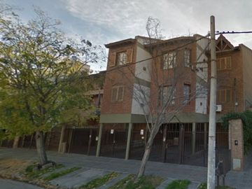 VENTA DEPTO 1 HAB c/PATIO en STA GENOVEVA.
