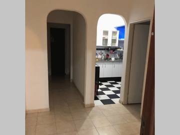 PH en Venta en Parque Chacabuco 4 ambientes 2 baños 90 m2 + patio en PB, sin expensas - Av Directorio 900