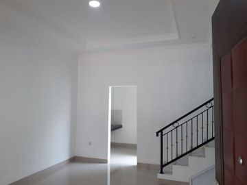 Rumah siap huni di jatiluhur jatiasih 1,7 km ke Superindo Bojong Kulur