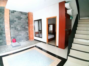 Kost eksklusif 4 lantai dekat kampus UGM