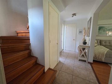 Linda Casa en venta dentro de condominio en Huechuraba