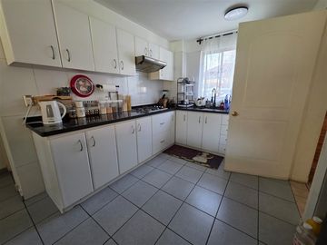 Linda Casa en venta dentro de condominio en Huechuraba