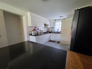 Linda Casa en venta dentro de condominio en Huechuraba